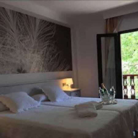 Hotel Pisuerga Proaza Eksteriør billede