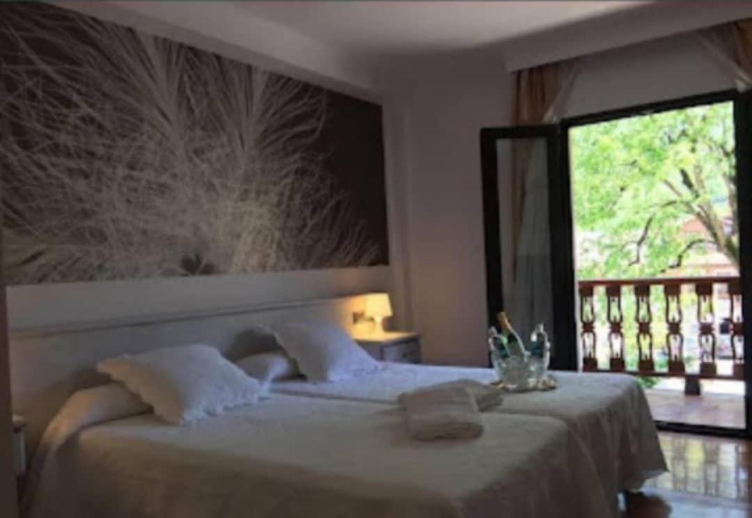 Hotel Pisuerga Proaza Eksteriør billede